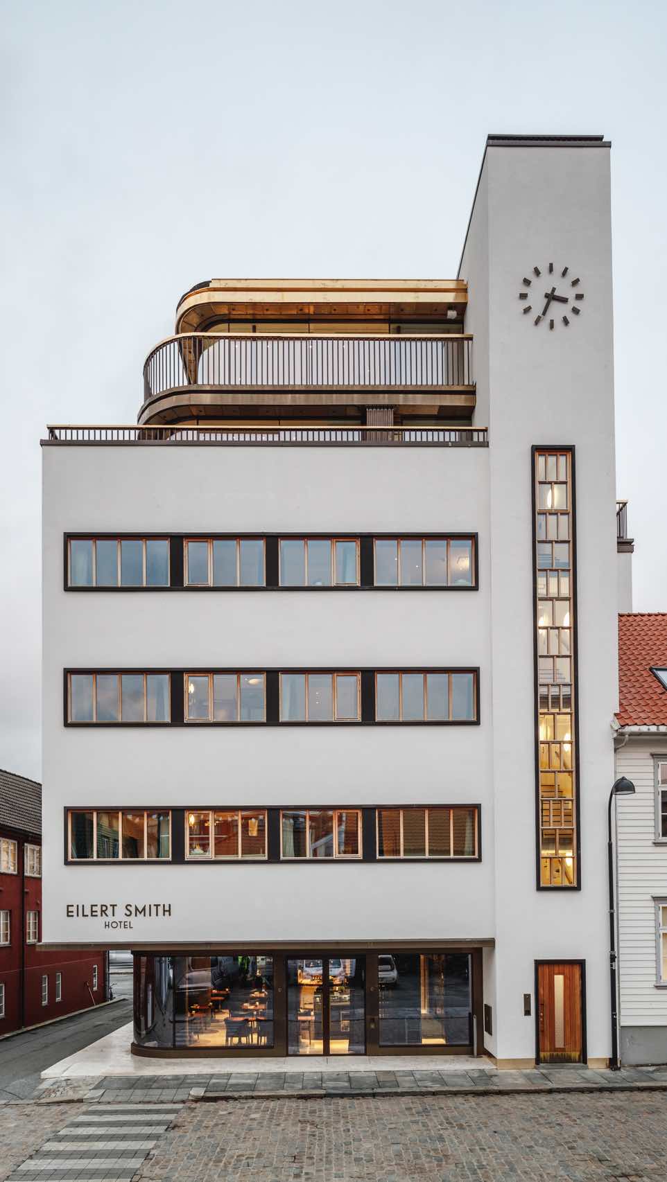 Eilert-Smith-Hotel-Exterior-Facade-Functionalism-Tower